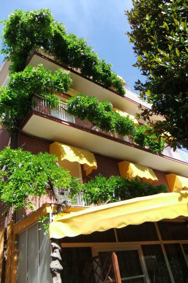 Albergo Villalma Ρίμινι Εξωτερικό φωτογραφία