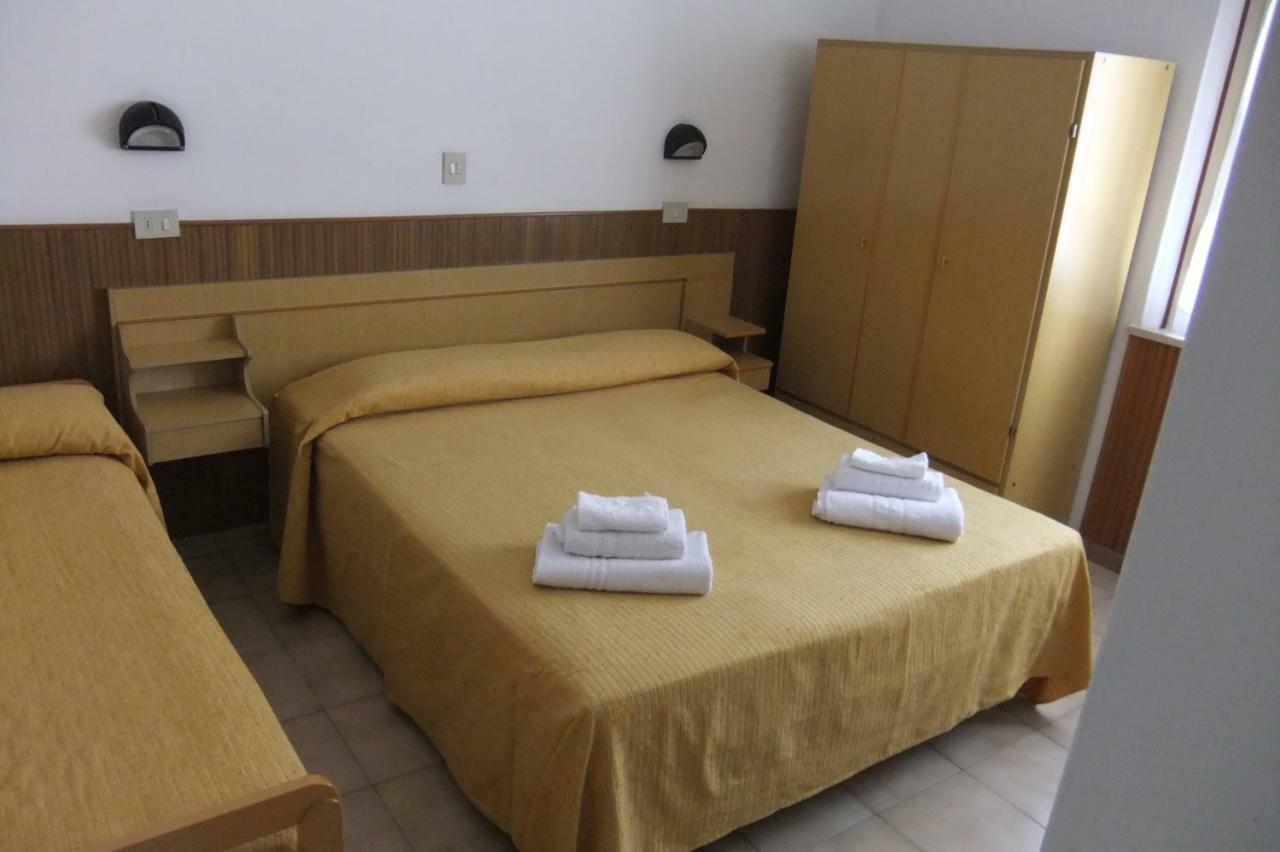 Albergo Villalma Ρίμινι Εξωτερικό φωτογραφία