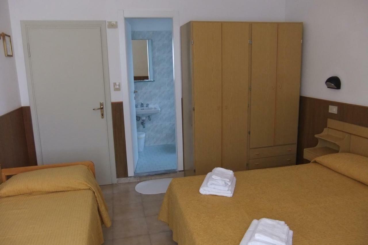 Albergo Villalma Ρίμινι Εξωτερικό φωτογραφία