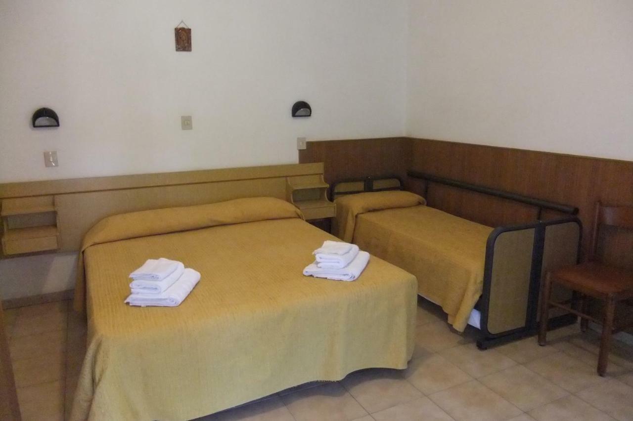Albergo Villalma Ρίμινι Εξωτερικό φωτογραφία