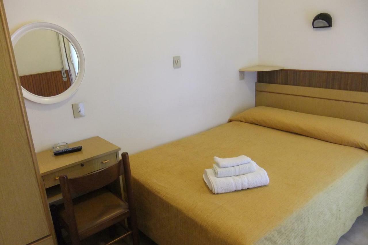 Albergo Villalma Ρίμινι Εξωτερικό φωτογραφία